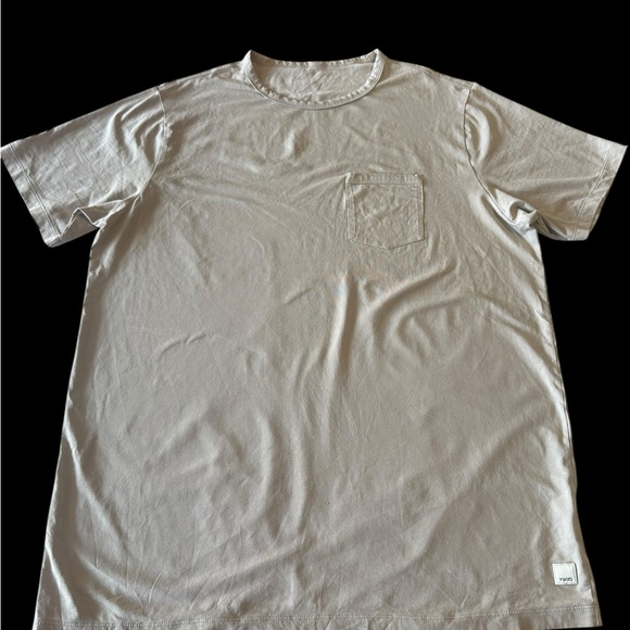 Vuori tan t-shirt with pocket men’s L - Picture 1 of 6